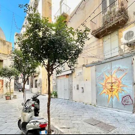 Napolide Acomodação com café da manhã Exterior foto