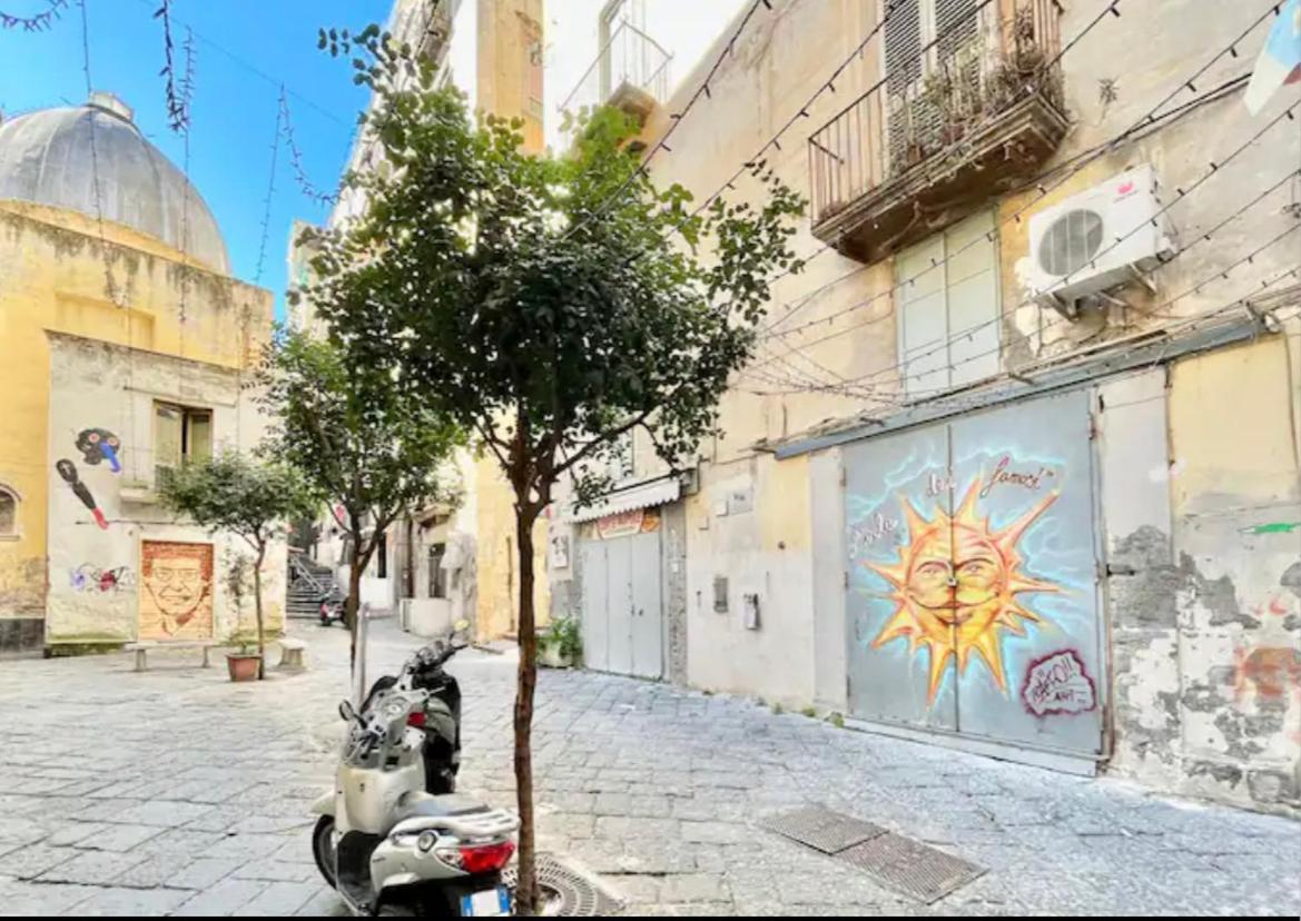 Napolide Acomodação com café da manhã Exterior foto
